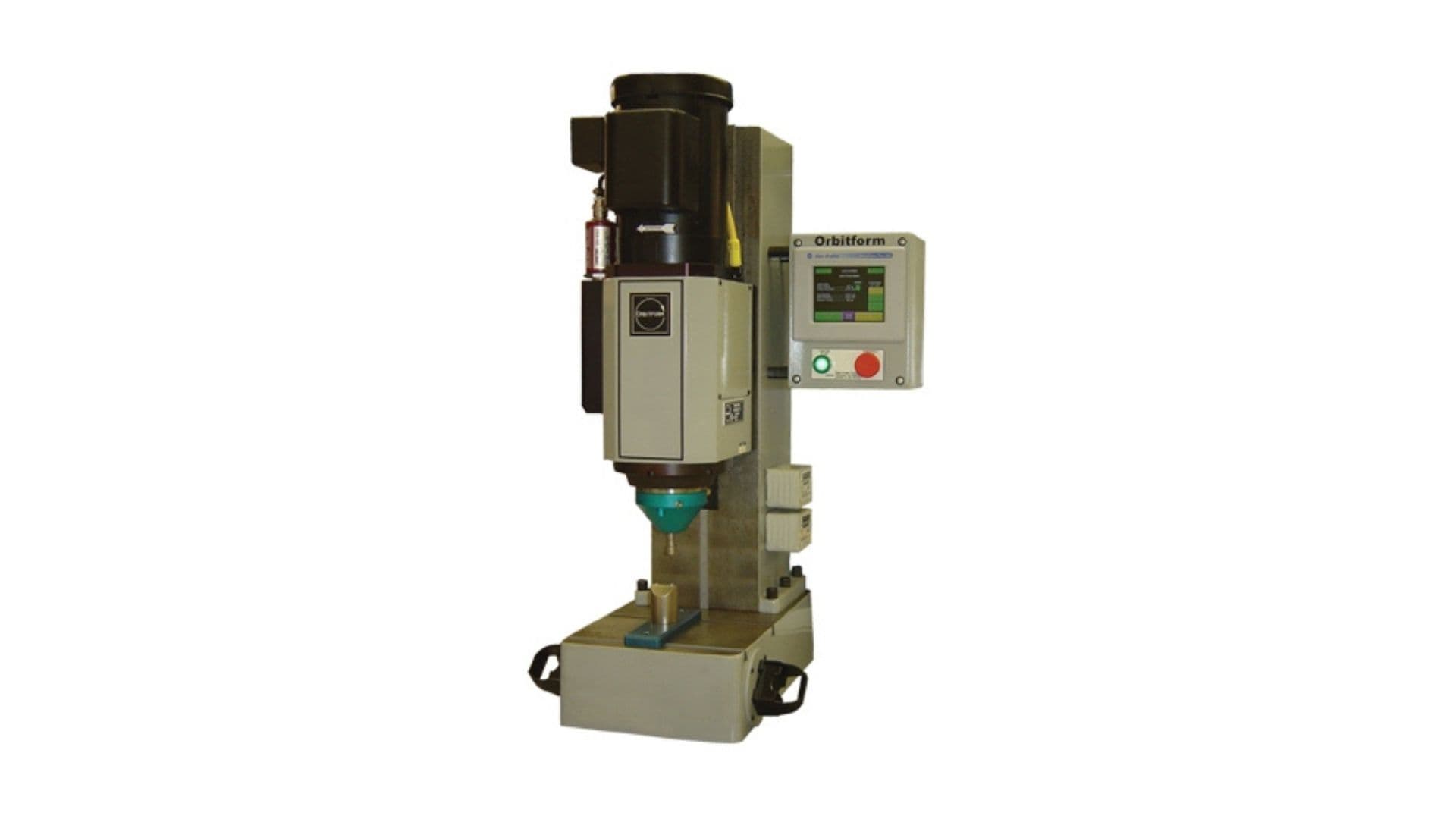 RIVETING MACHINE