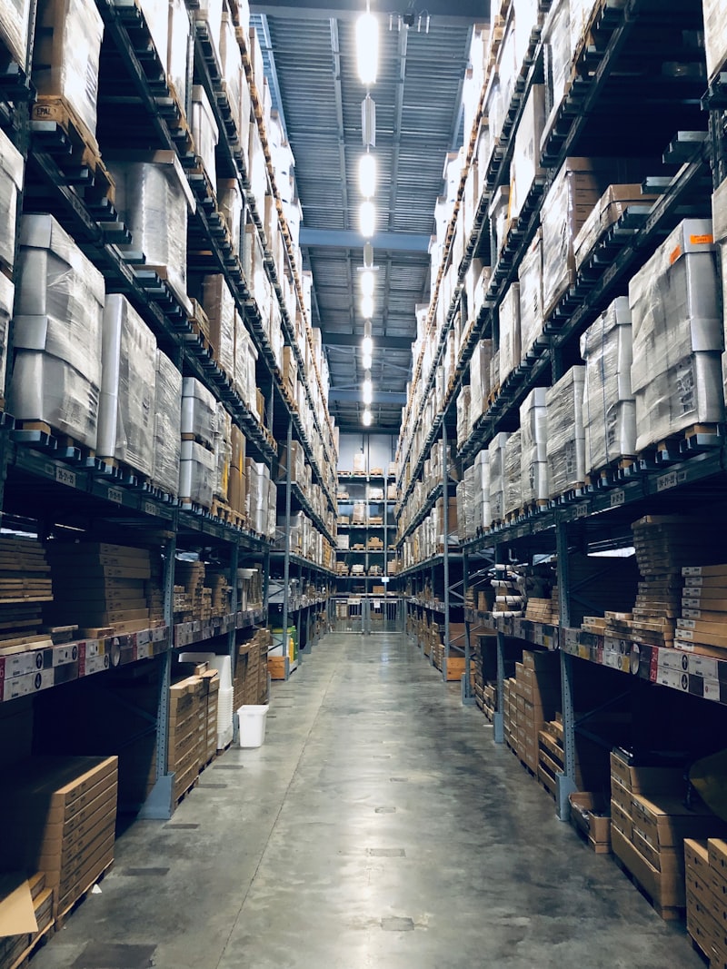 DRIVE-IN & DRIVE-THROUGH RACKING